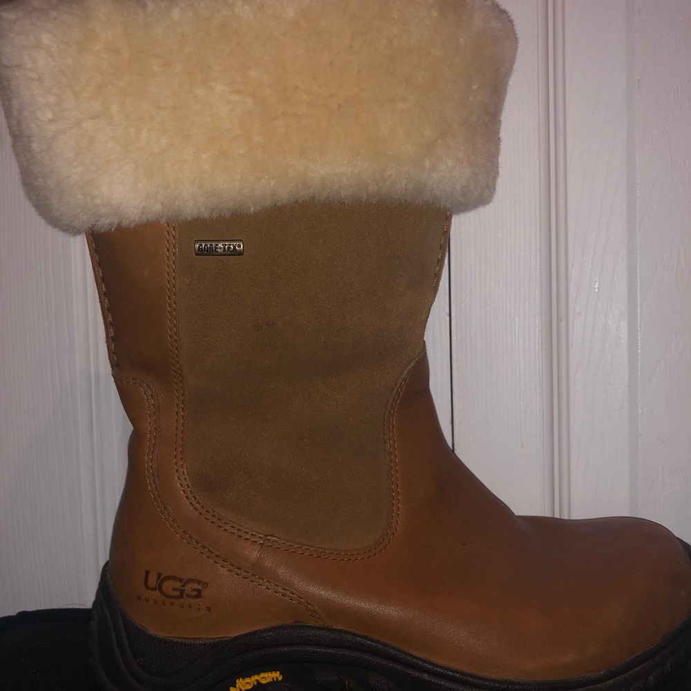 Ugg Snow Boots